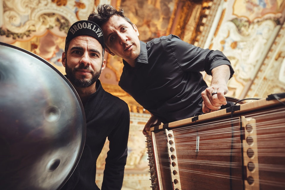 Manu Delago & Max ZT (C) Simon Reithofer